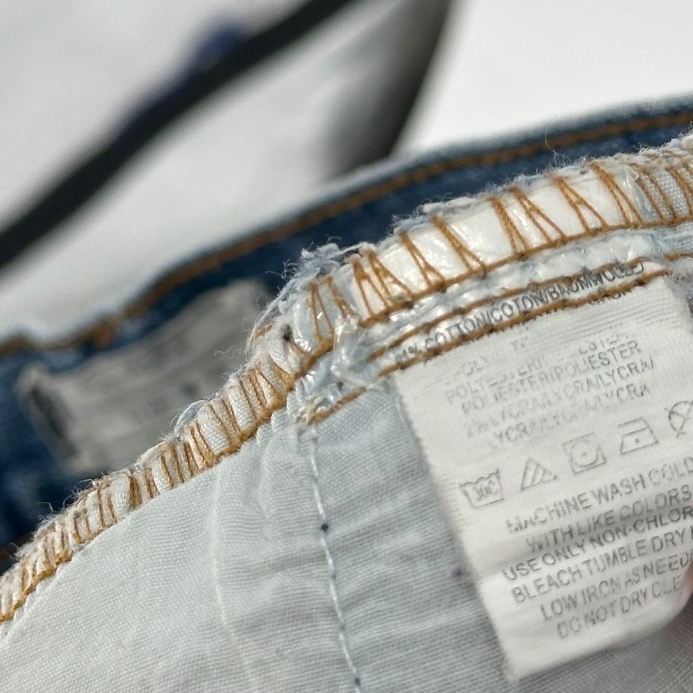 Free People Blue Denim Distressed Cut Off Raw Hem Denim Shorts Butt Holes 29 - Picture 7 of 7